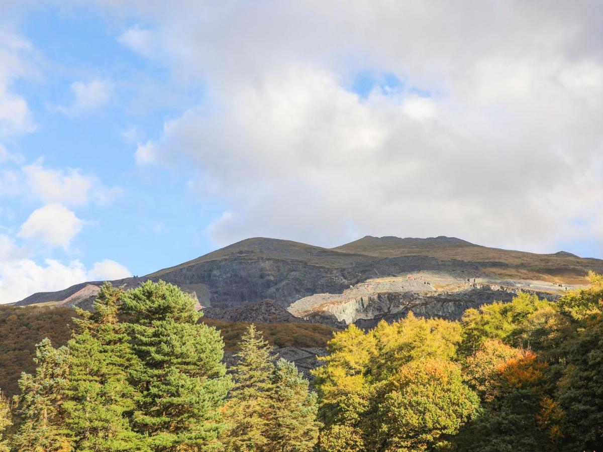 Maesteg Caernarfon Esterno foto